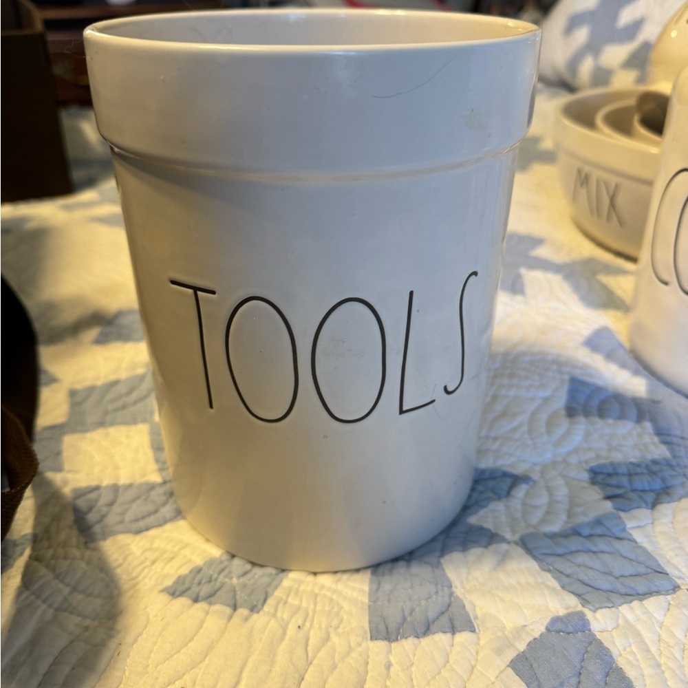 Rae Dunn tools